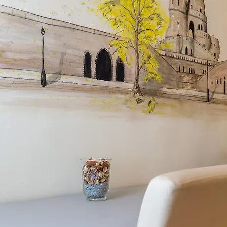 Goldcentral - Stylish - Wine Tasting Access *