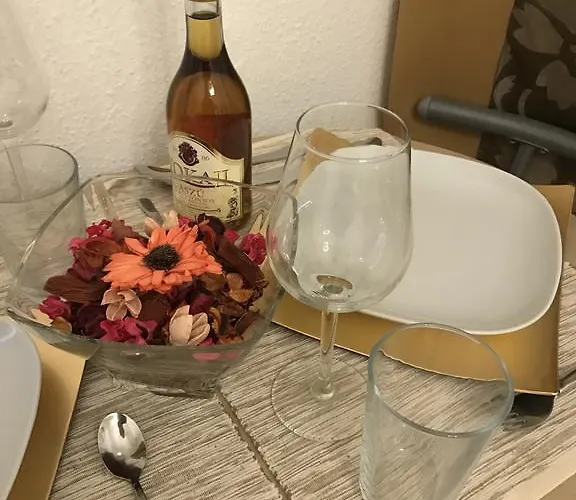 Goldcentral - Stylish - Wine Tasting Access *
