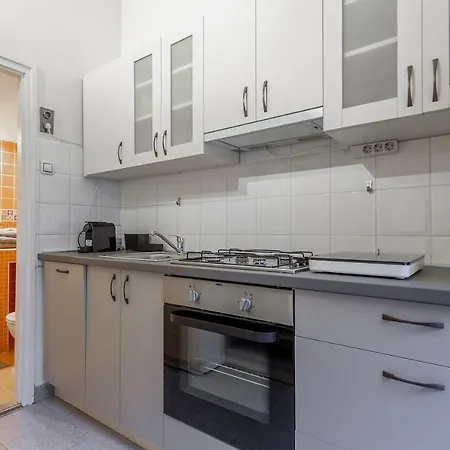 Goldcentral Budapest