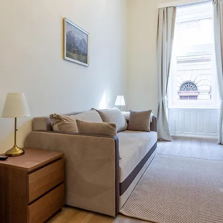 Apartment Goldcentral *
