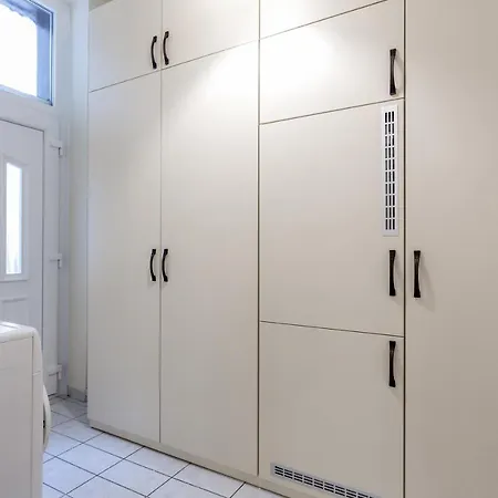 Apartment Goldcentral