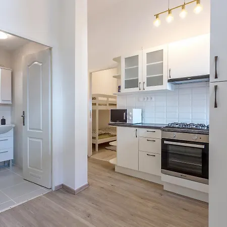 Goldcentral Budapest