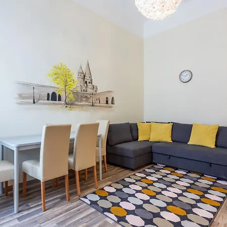 Goldcentral Apartment Budapest