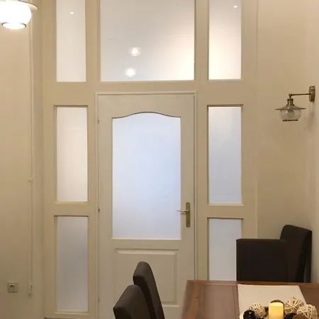 Goldcentral - Stylish - Wine Tasting Access Διαμέρισμα *