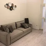 Goldcentral - Stylish - Wine Tasting Access *
